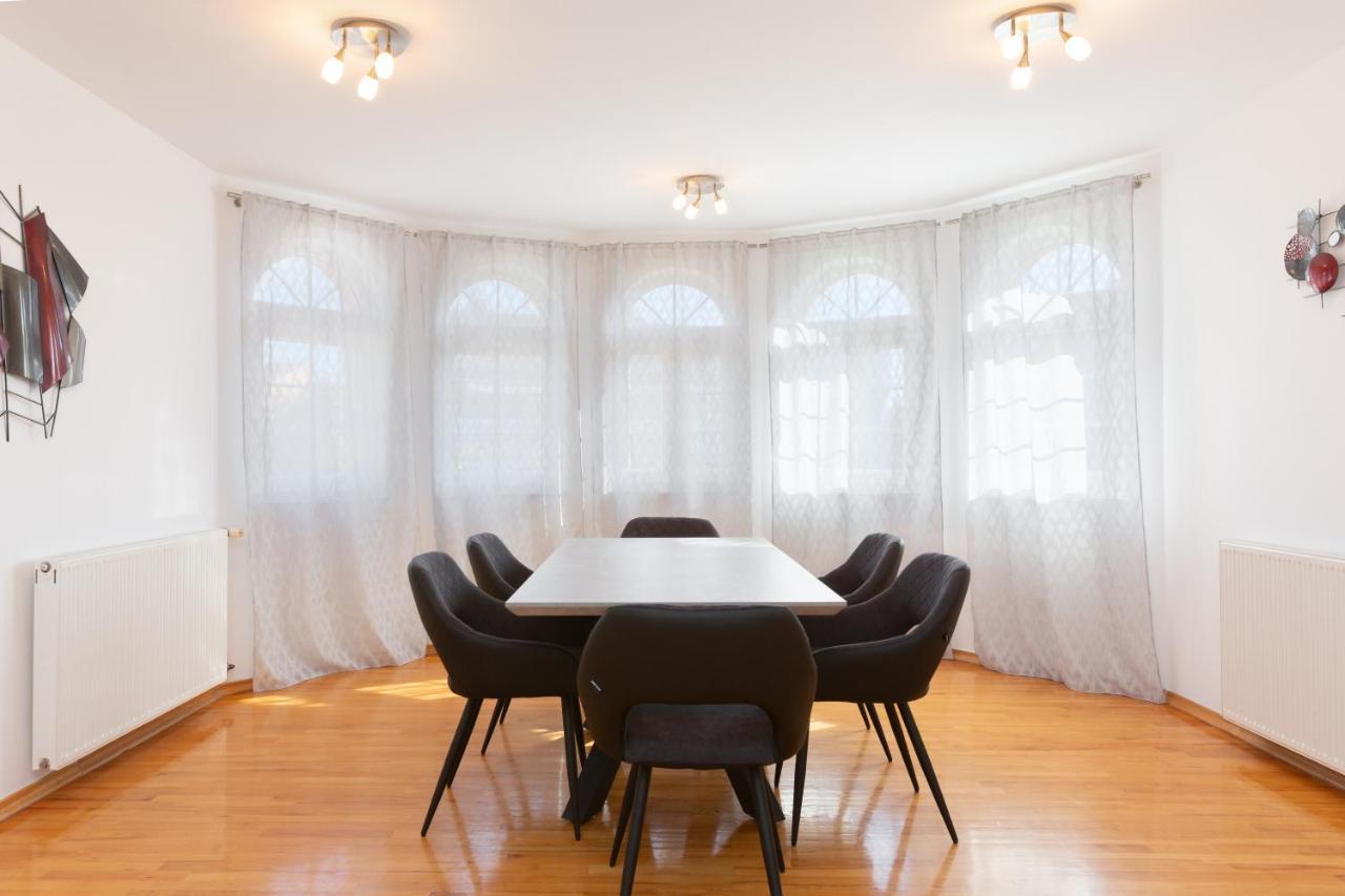Villa Marko Medulin Exteriör bild