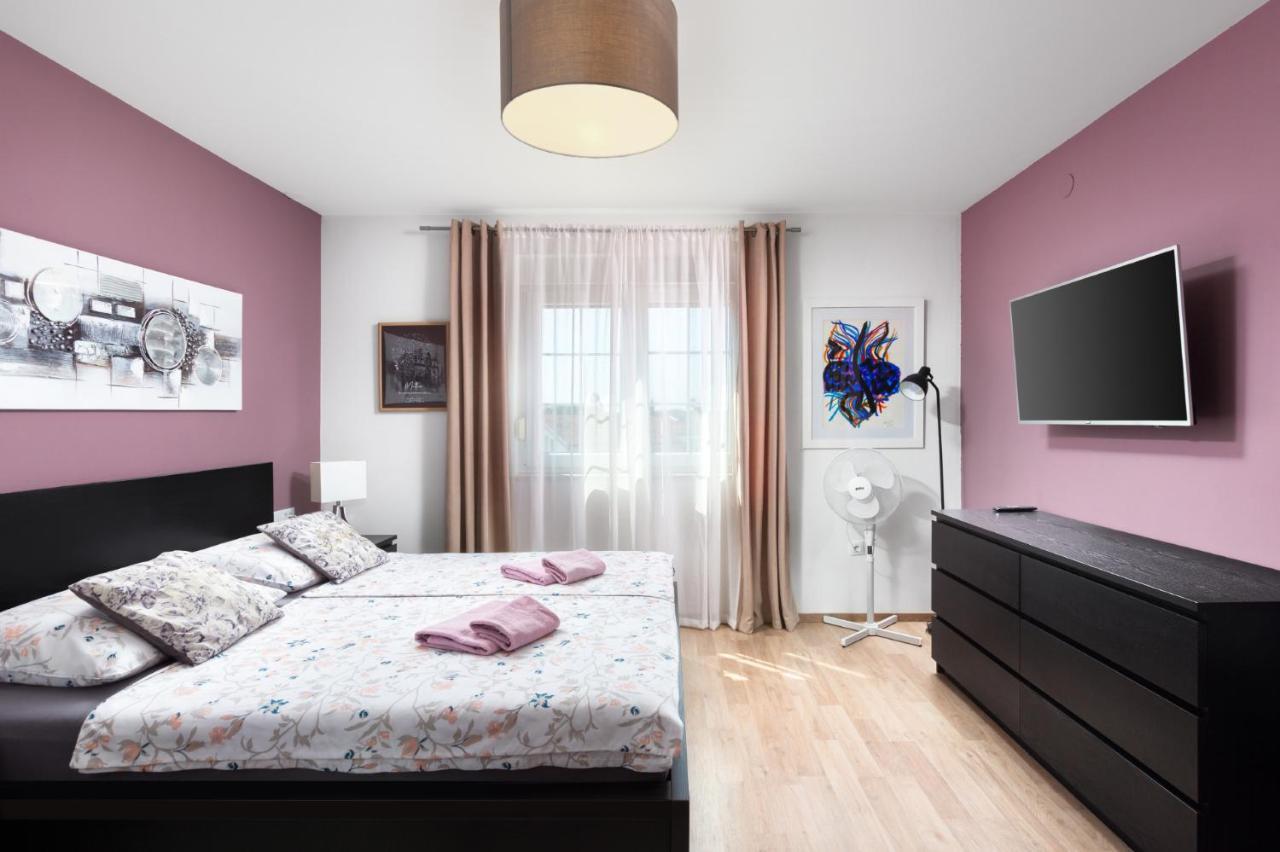 Villa Marko Medulin Exteriör bild